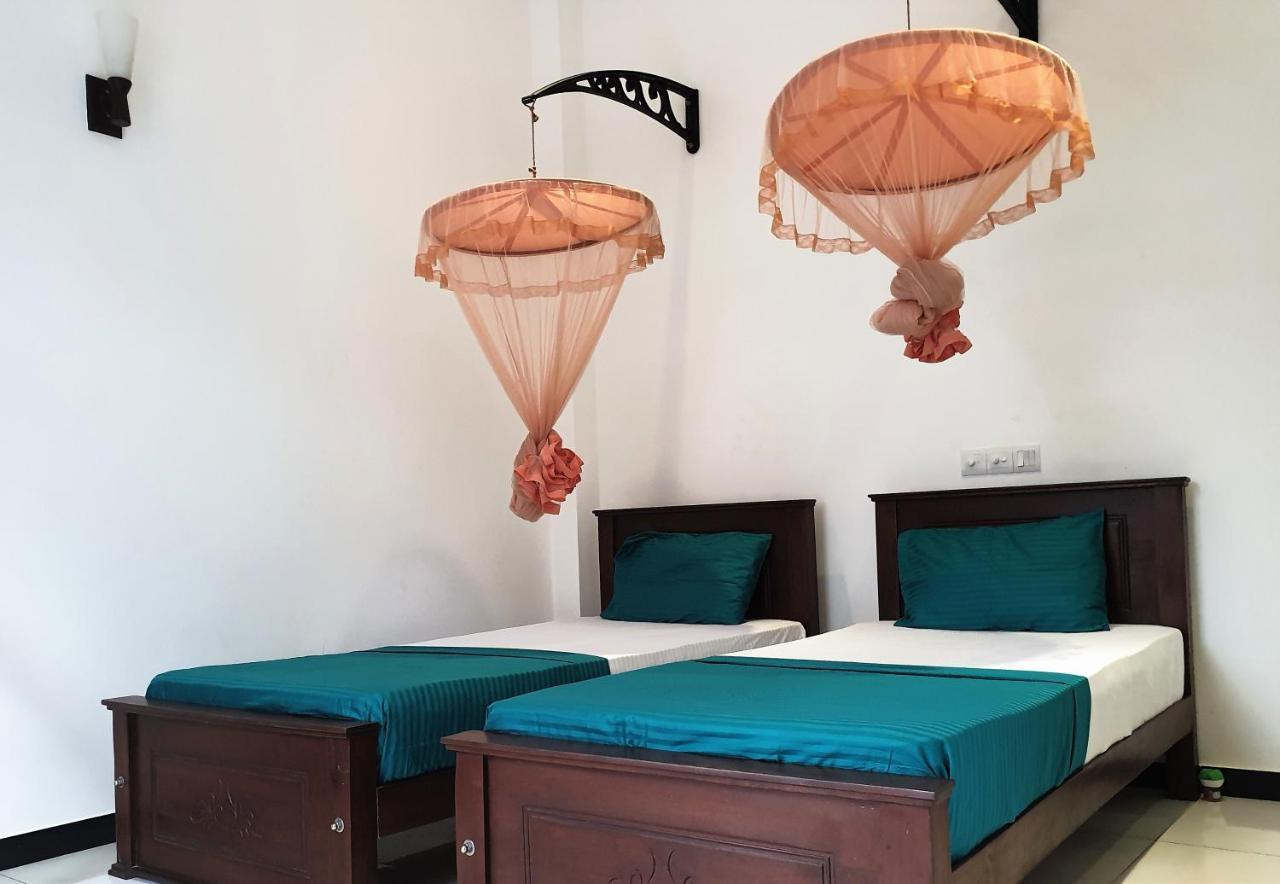 Surf'N Lanka - Surf School Ξενοδοχείο Weligama Εξωτερικό φωτογραφία