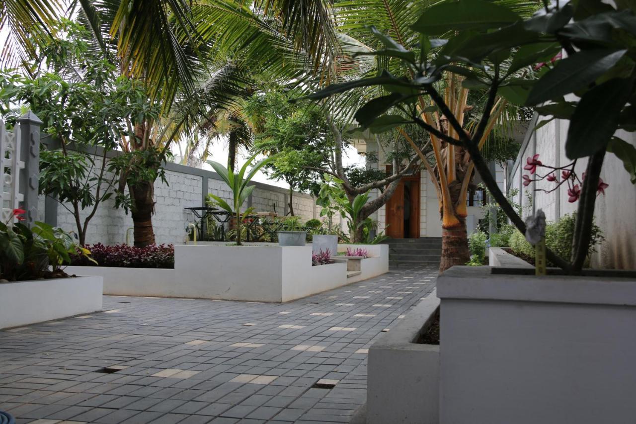 Surf'N Lanka - Surf School Ξενοδοχείο Weligama Εξωτερικό φωτογραφία
