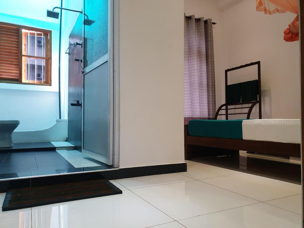 Surf'N Lanka - Surf School Ξενοδοχείο Weligama Εξωτερικό φωτογραφία